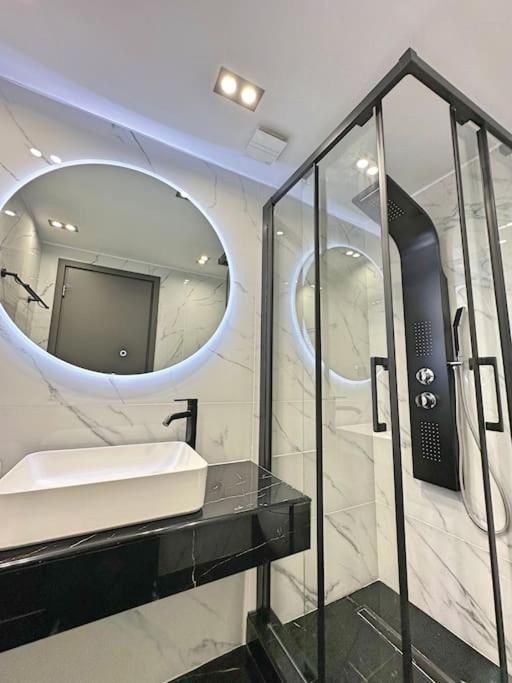 Oasis Luxury Apartments エレトリア エクステリア 写真