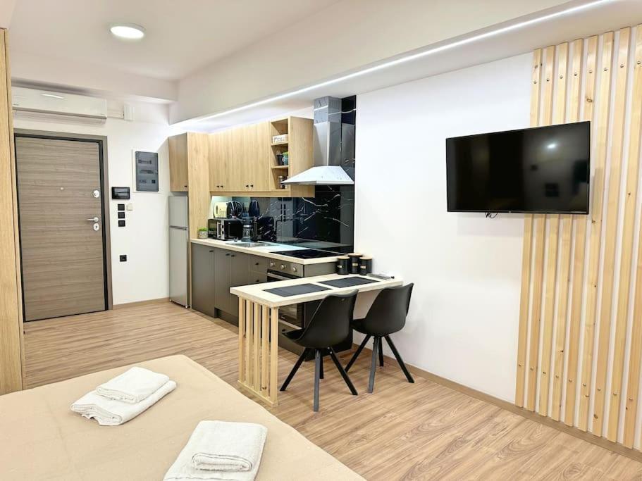 Oasis Luxury Apartments エレトリア エクステリア 写真