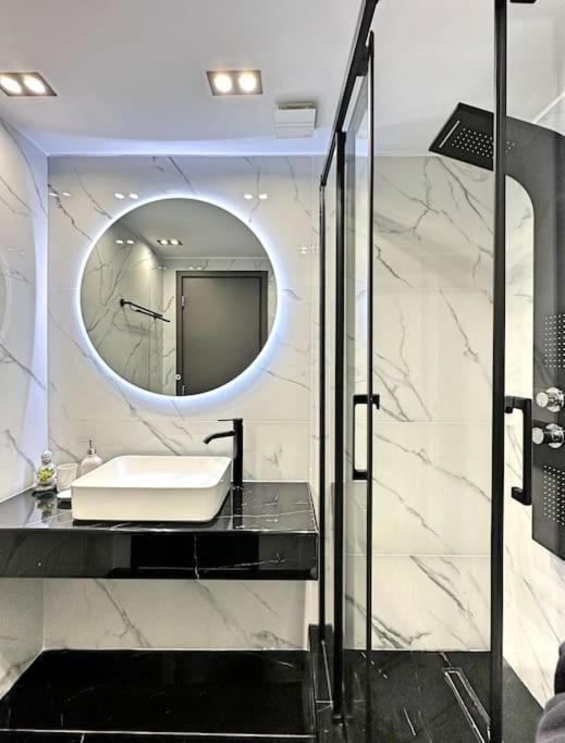 Oasis Luxury Apartments エレトリア エクステリア 写真