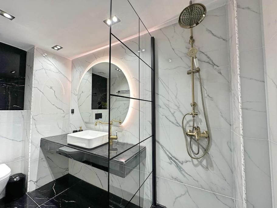 Oasis Luxury Apartments エレトリア エクステリア 写真