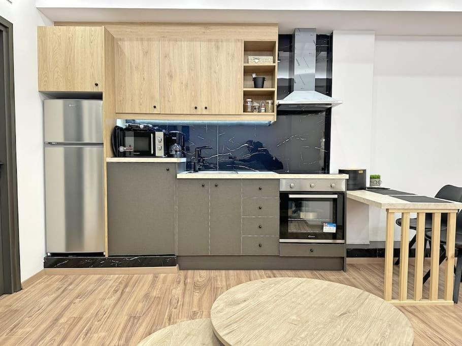 Oasis Luxury Apartments エレトリア エクステリア 写真
