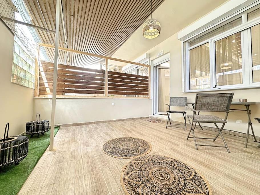 Oasis Luxury Apartments エレトリア エクステリア 写真