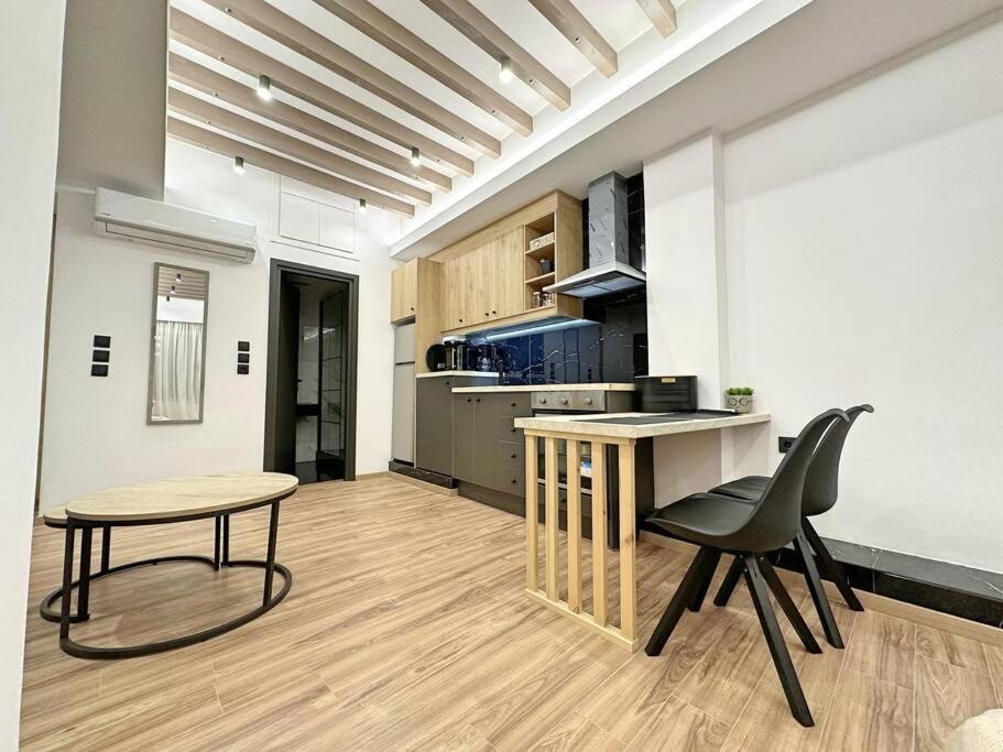 Oasis Luxury Apartments エレトリア エクステリア 写真