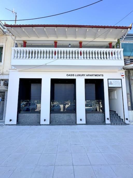 Oasis Luxury Apartments エレトリア エクステリア 写真